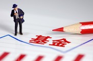 新华基金总经理于春玲升任董事长 金融街集团实控下的新华基金迎来新掌舵人