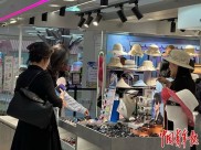 网络平台时代，电商人放弃网店租铺面做实体，金珈萱有了新体验