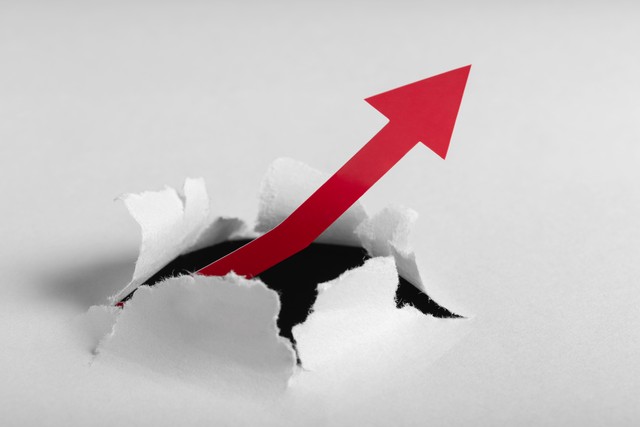 高流动性低估值蓝筹股选股_深度套牢股票_规避庄家套牢